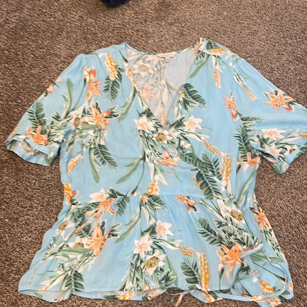 Lucky Brand wrap top